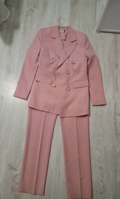 Costum dama marimea 36