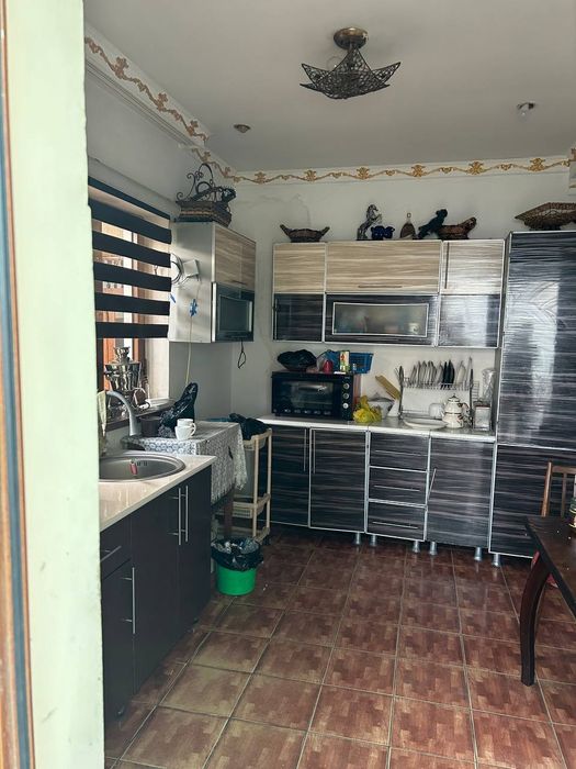 Pradoyotsa dom v starom gorode v tsentre goroda