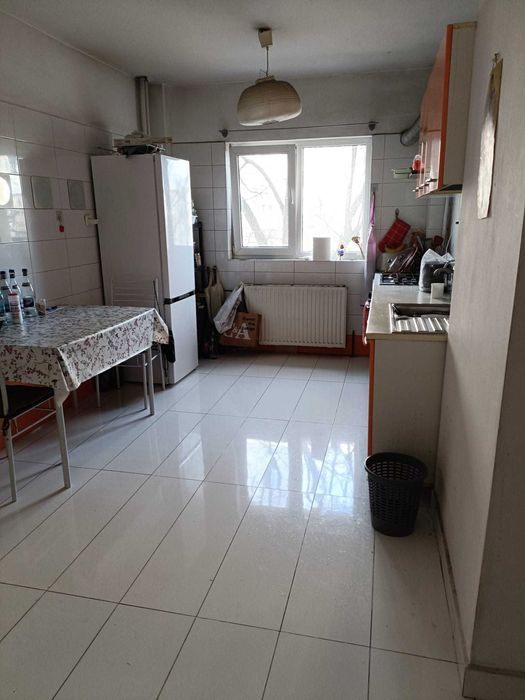 Apartament 3 camere bvd Chisinau, sect 2, Bucuresti