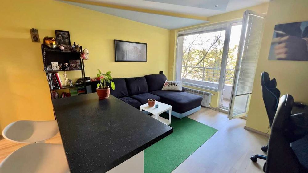 Дава се под наем Двустаен апартамент в София, Младост 1 - 65 кв.м за 714 € - Снимка #1