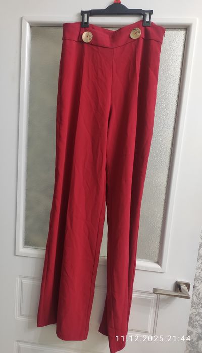 Комбинезон и брюки нарядные( 48 советский)