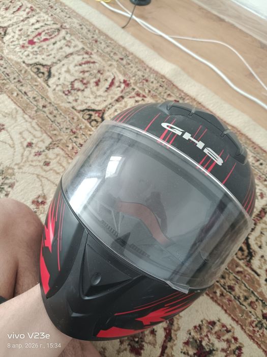 Продам мотошлем..