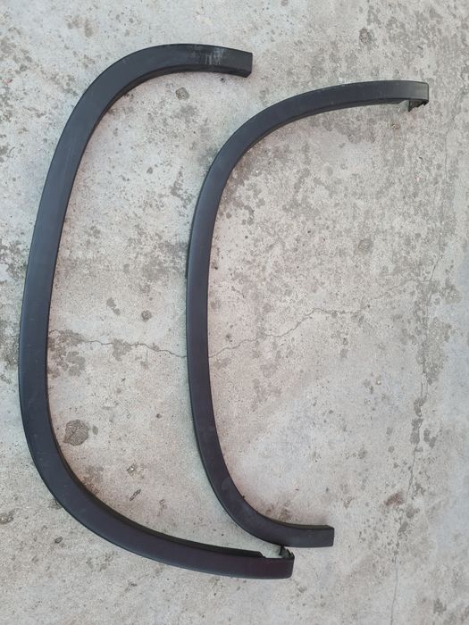 Bandou stanga aripa spate VW Tiguan 5N