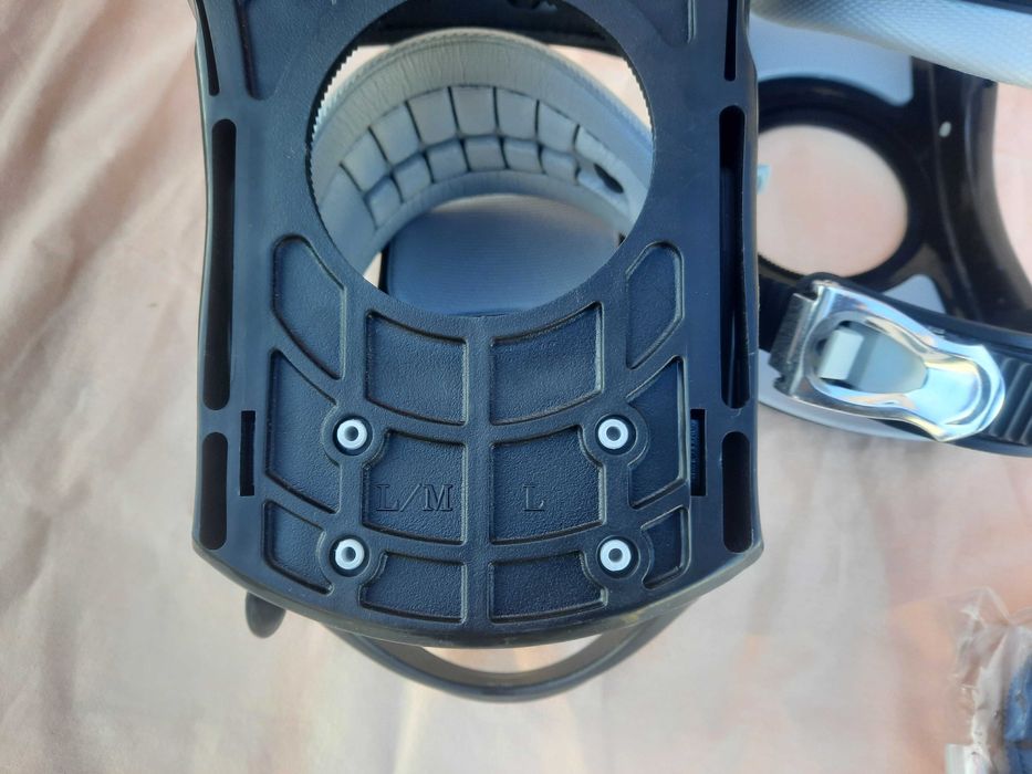 Сноуборд автомати grouse creek размер M-L нови