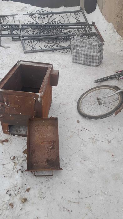 Котёл твердотопливный.