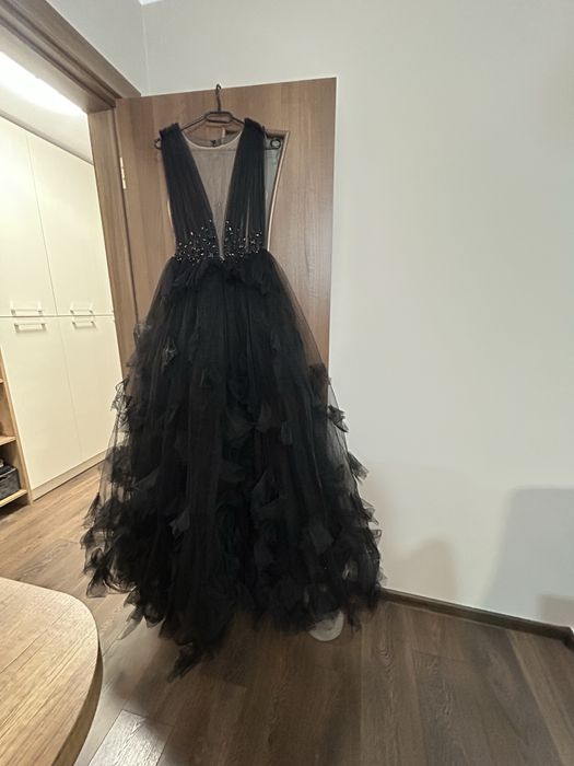 Черна бална рокля AVIN