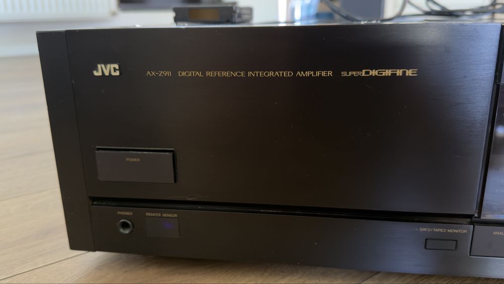 JVC AX-Z911 Amplificator integrat digital Pure A
