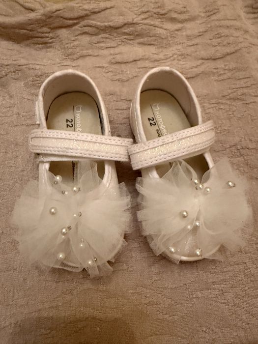Белый обувь детский 22 размера