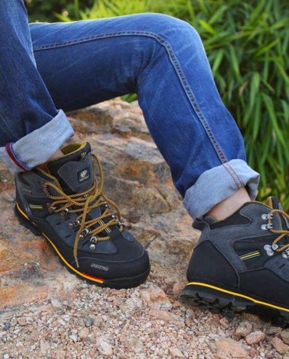 Туристически обувки