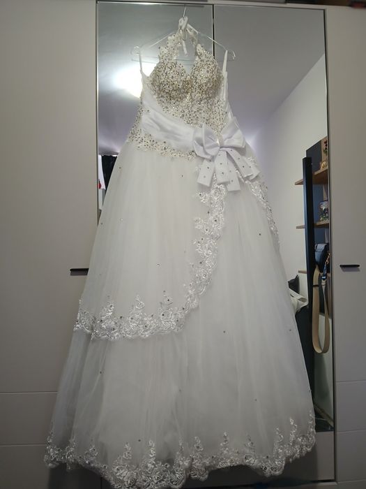 Vand rochie de mireasa