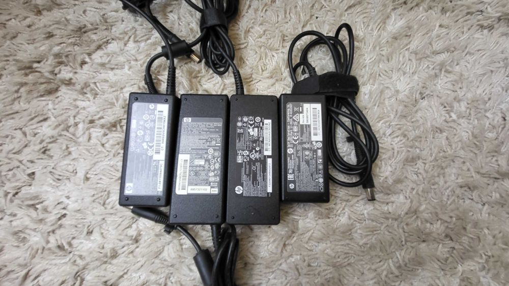 HP 65W -90W Incarcatoare leptop 18.5V & 19V & 19,5V  cu pin central