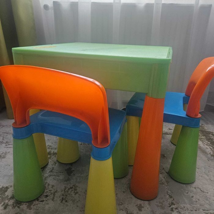 Măsuță pentru copii Mammut