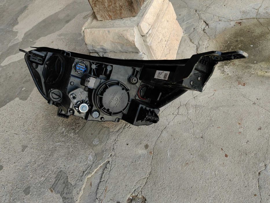 Фар Kia Stonic LED десен/Фар Киа Стоник Оригинален