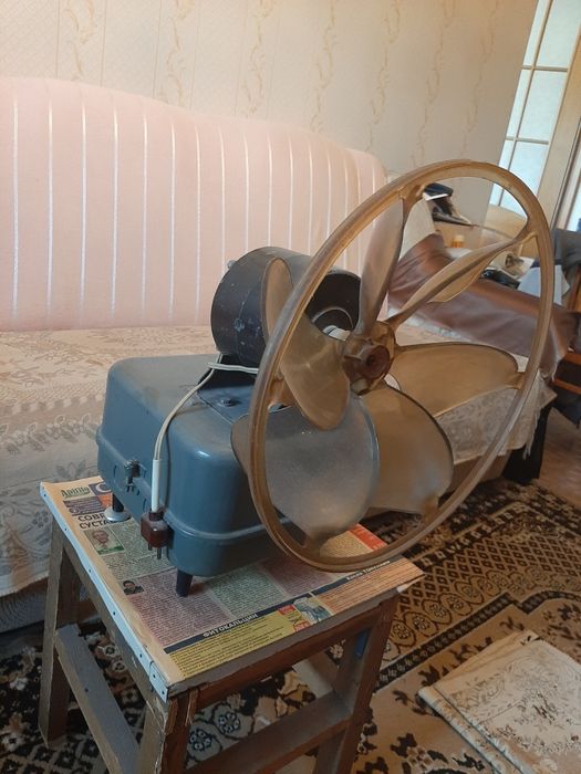 Советский вентилятор в отличном рабочем состоянии