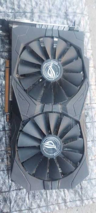Продавам ASUS RX 470 8 GB