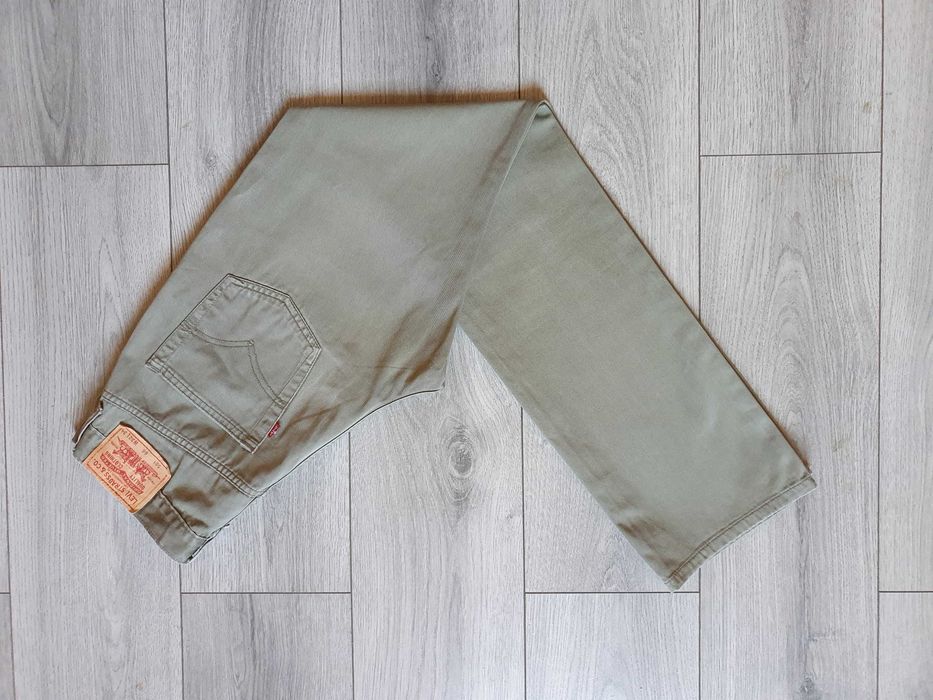 Blugi LEVI'S 581 - Marime W32 L34 (Talie 80 cm)