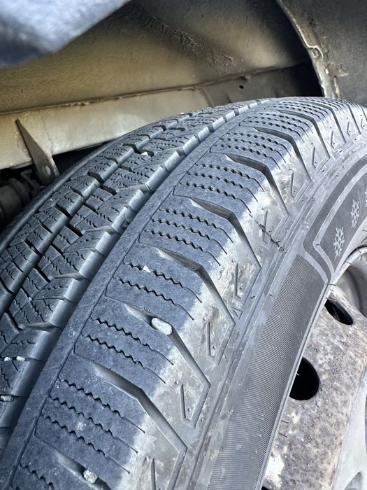Iveco Daily 35s14, Prelata