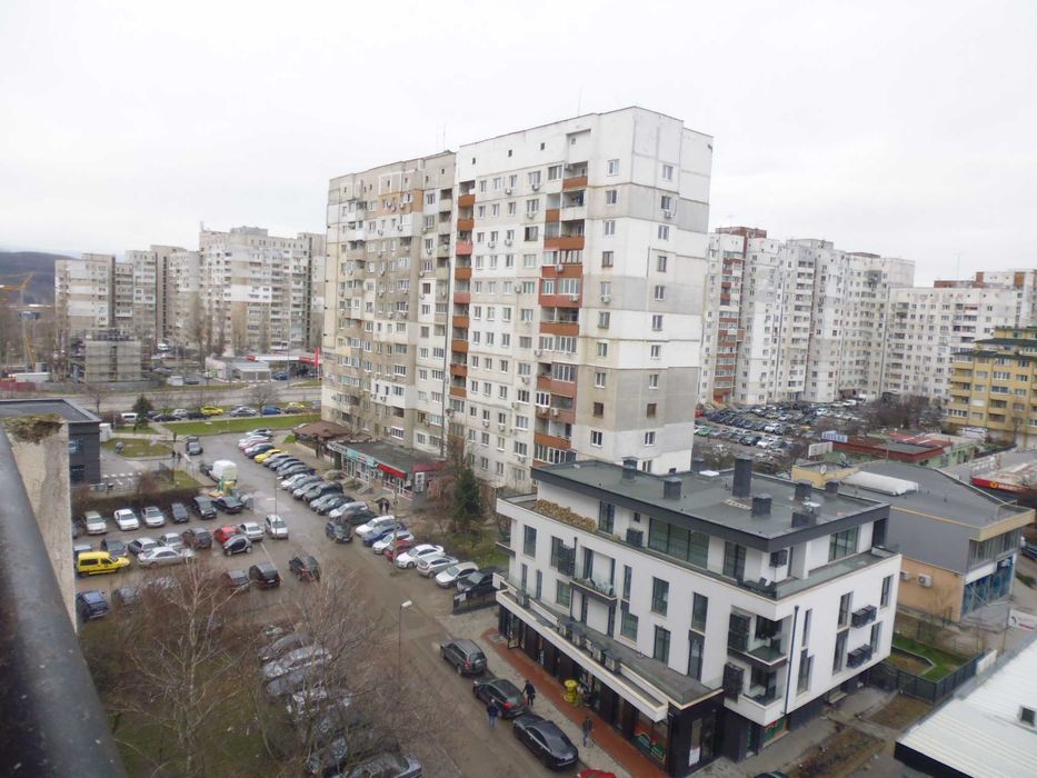 Двустаен апартамент за продажба в ж.к. Люлин 10, гр. София