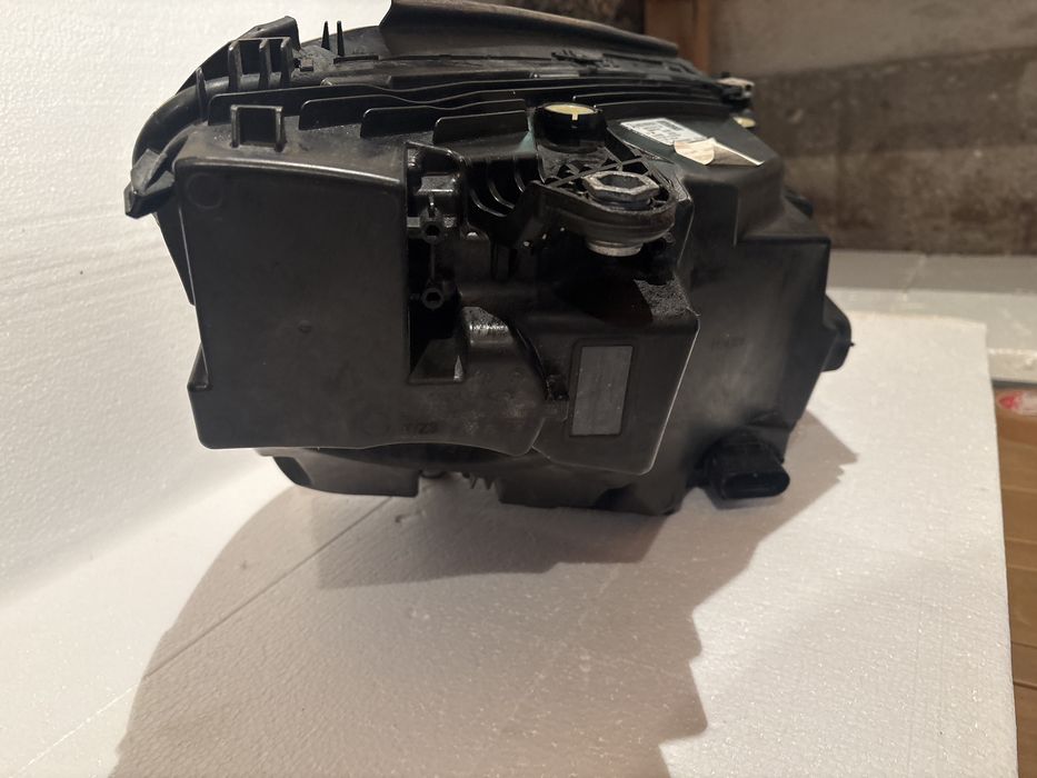 Ляв фар Mercedes GLC face-lift