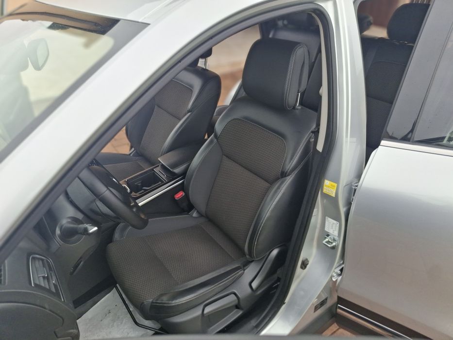 Renault koleos  4X4.   2.0 dci  177 cp