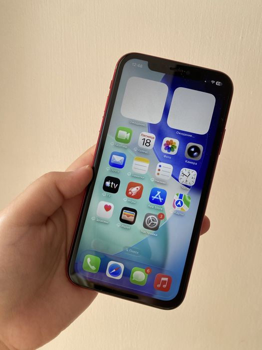 iPhone 11 64гб Apple