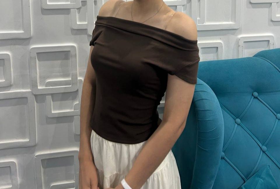 Разгрузка гардероба.