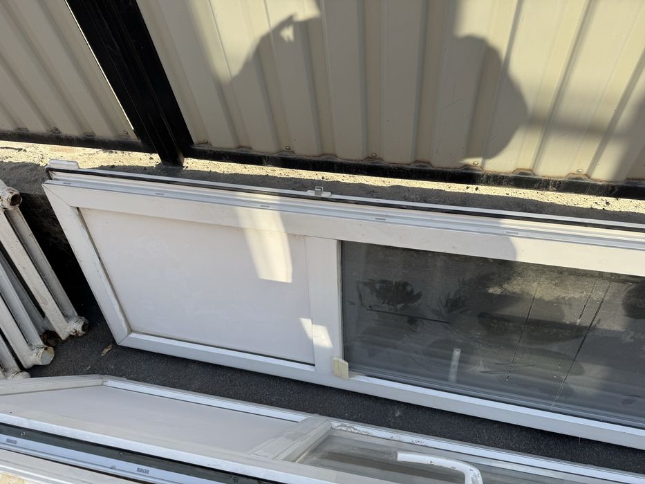 Пластиковые Двери