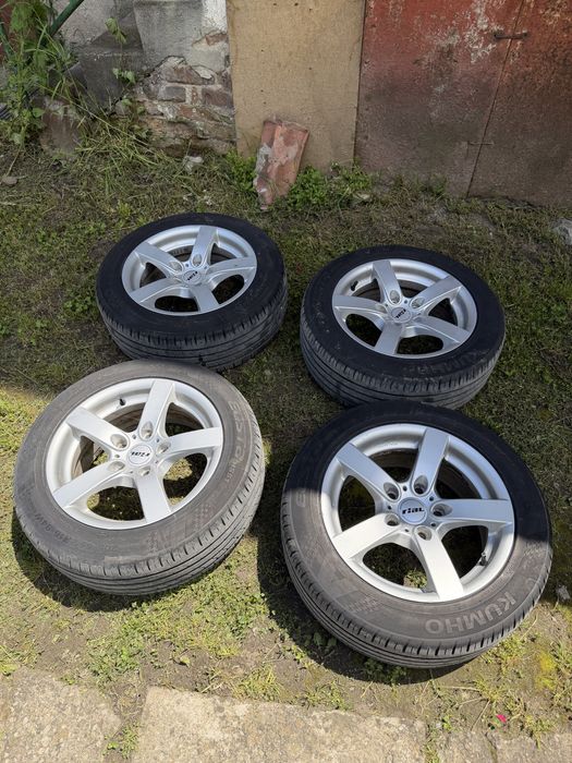 Продавам комплект алуминиеви джанти RIAL 16” с летни гуми Kumho.