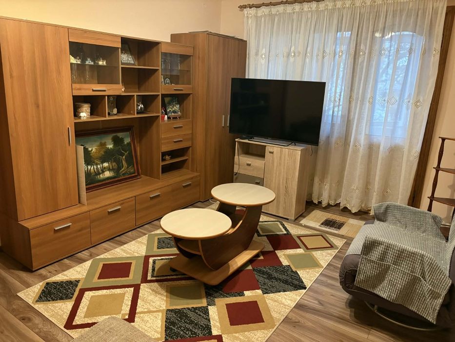 Apartament 3 camere inchiriere