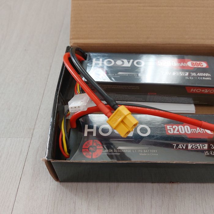 КОМПЛЕКТ 2 бр. Нови LiPo Батерии HOOVO 2S 7.4V 5200mAh 80C Hardcase XT60 за RC Коли