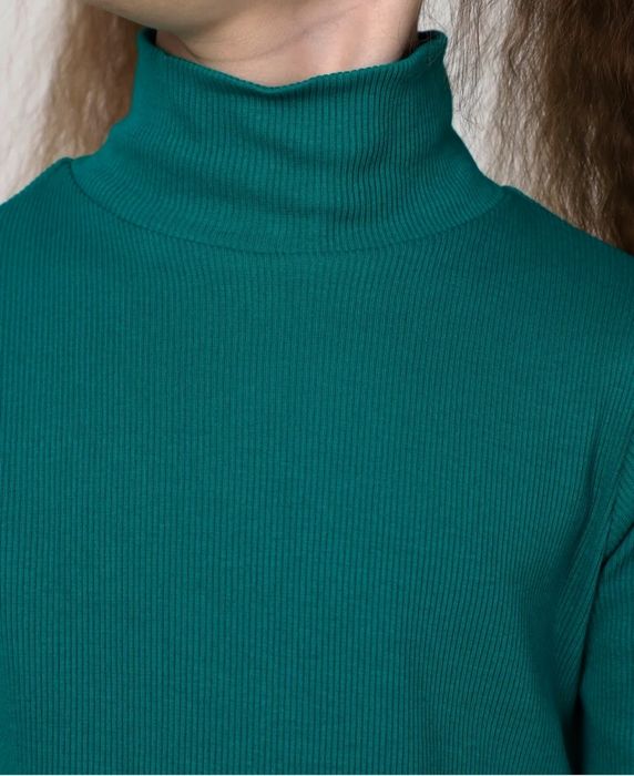 Продам водолазку .