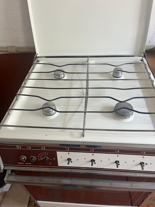 Продаётся газовая плита Брест!