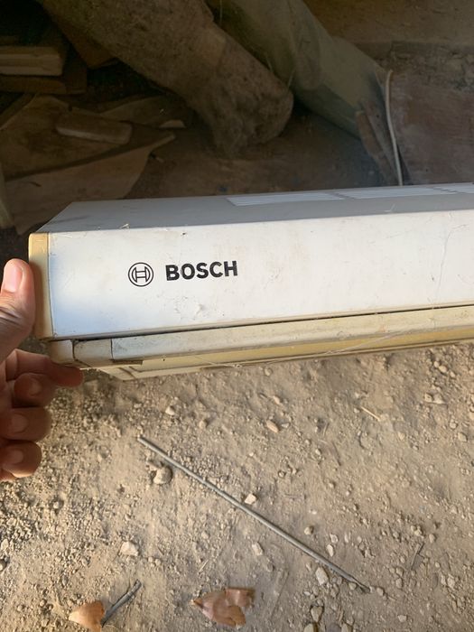 Продаётся кухонная вытяжка Bosch