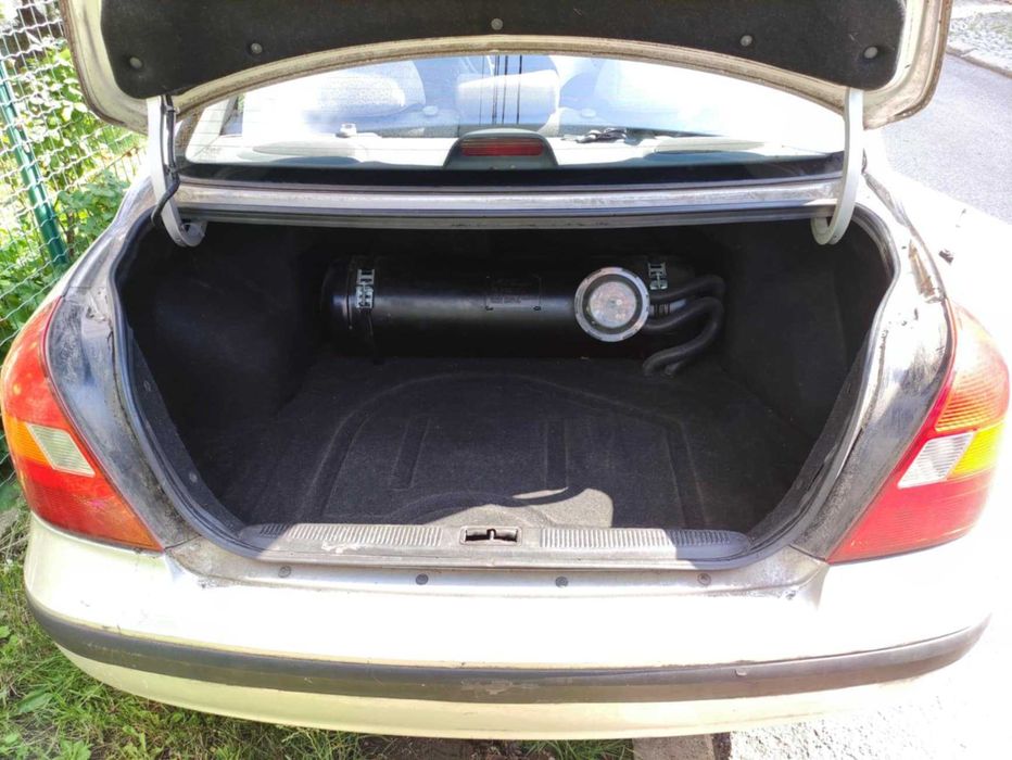 Продавам Хюндай Елантра 2003 бензин + газ