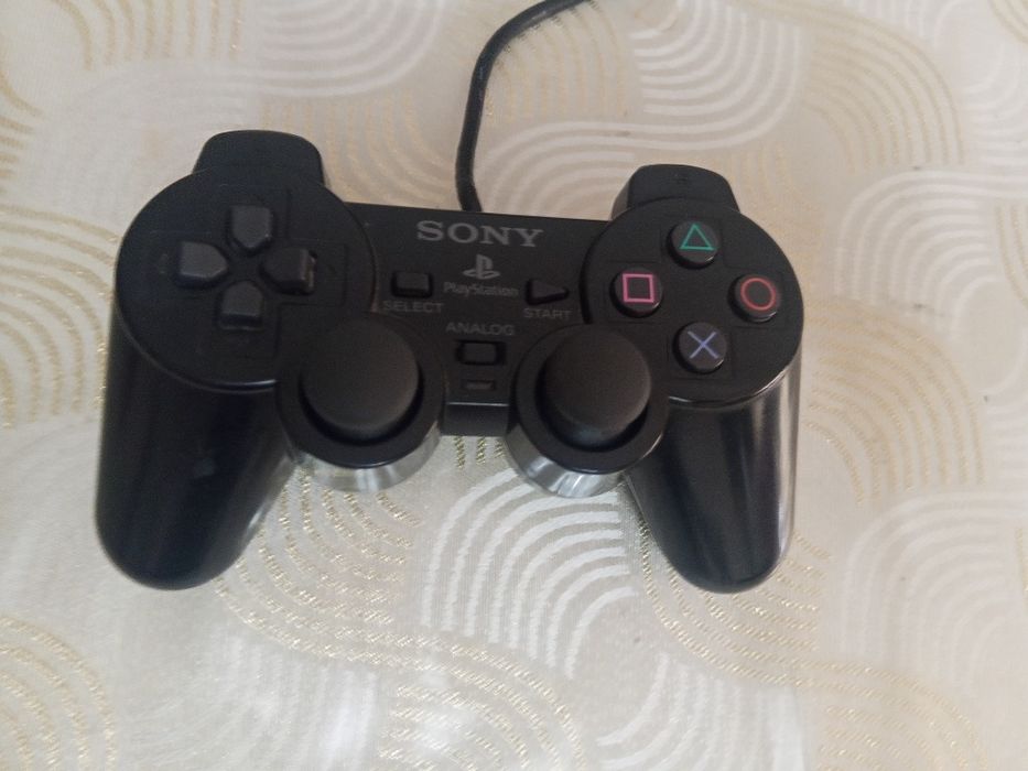Продам ps2 slim идиал состаяние