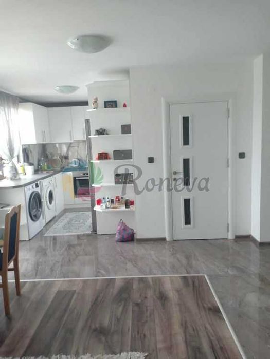 Самостоятелна къща от стоманено метална  конструкция