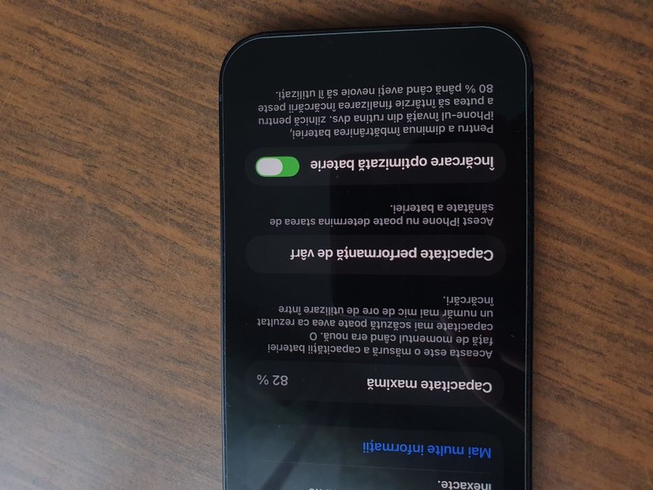 Vând  Iphone  12