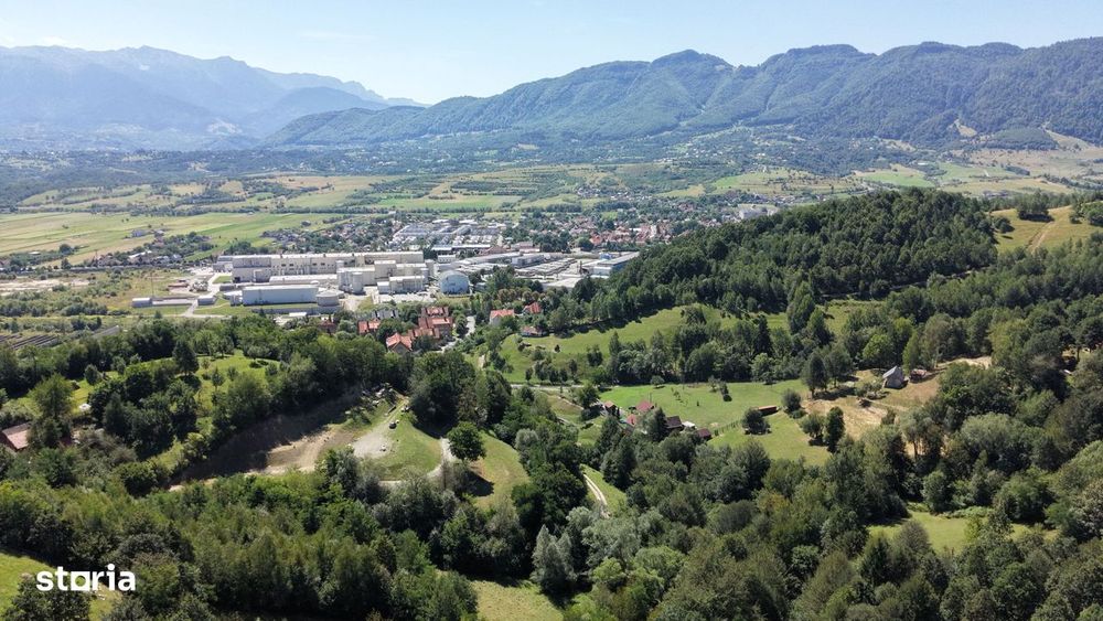 Teren De Vânzare – Zărnești 2200 Mp