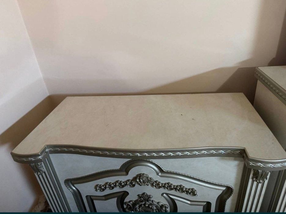 Mebel sotiladi gilami bilan