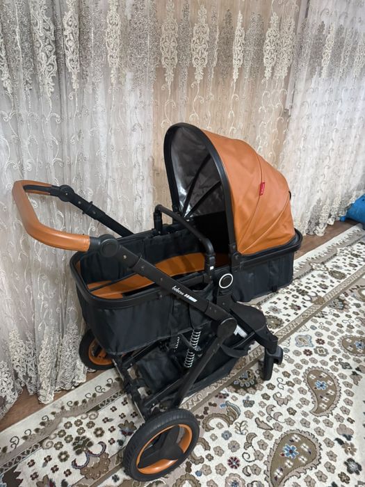 Продам детскую коляску