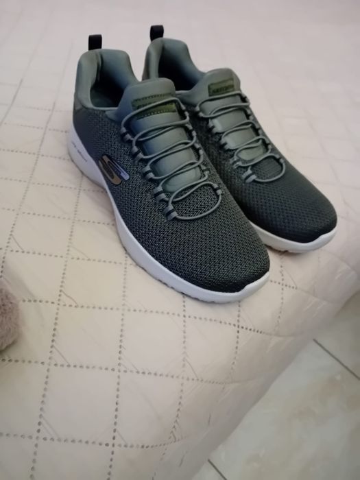 Мъжки Skechers нови , Зелени