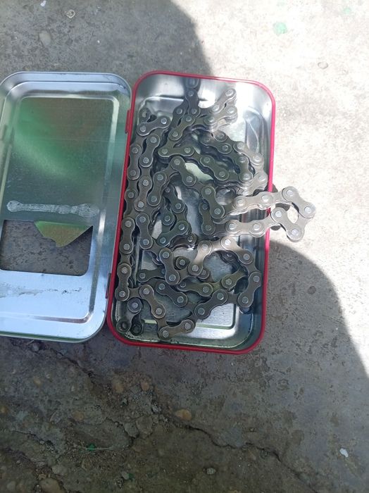 Bicicleta albastră pt copiii întere 7-14 ani