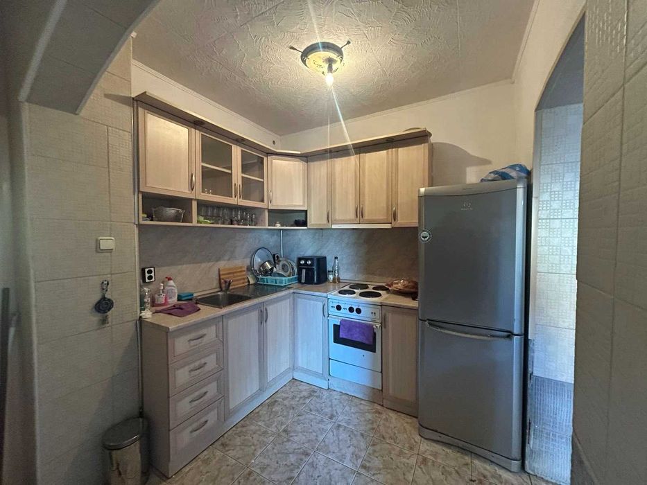 Продава се Къща в Попово - 120 кв.м за 935 €/кв.м - Снимка #2