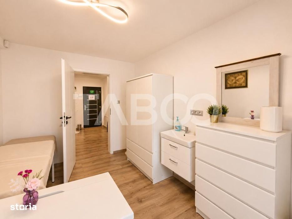 Spatiu birouri de inchiriat 2 camere si receptie zona Strand