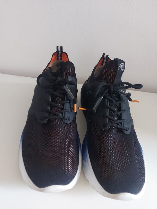 Hogan Active One , 46 номер стелка 30.5см . Като нови.Водоустойчиви