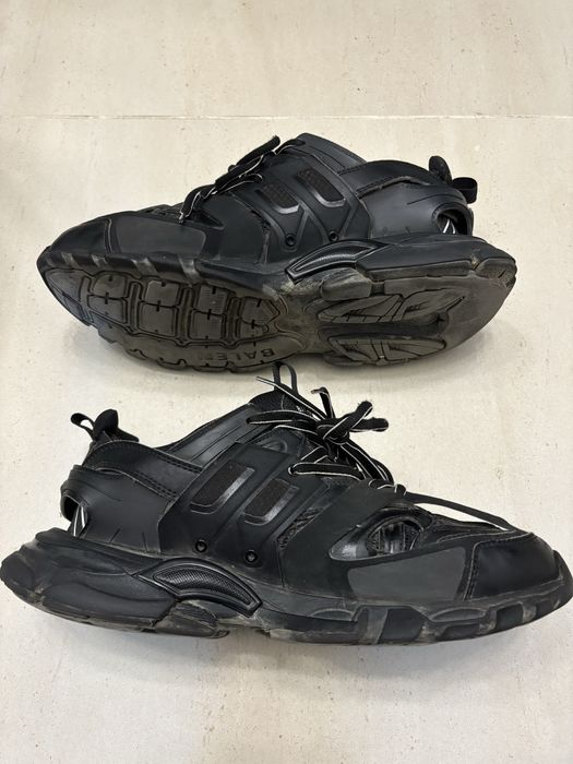Черни Balenciaga Track