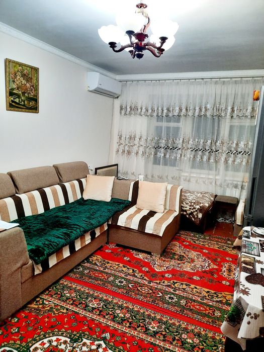 Метро Новза (хамза), 5 квартал  2/4/4, балкон 2/6, кирпич, своя кварт