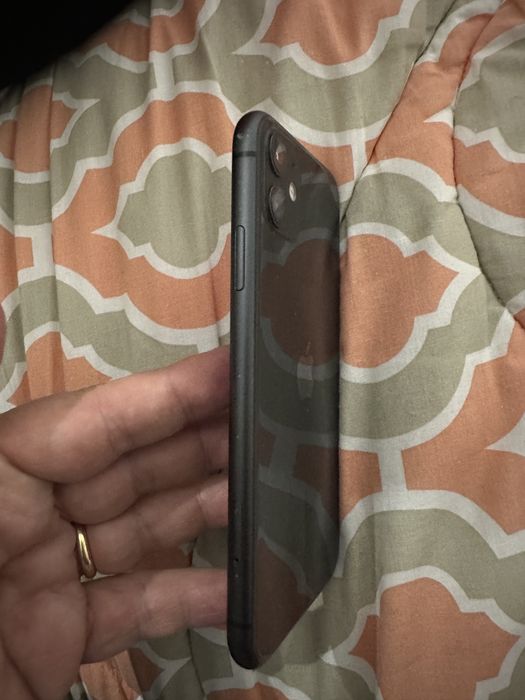 Iphone 11 64 Gb.