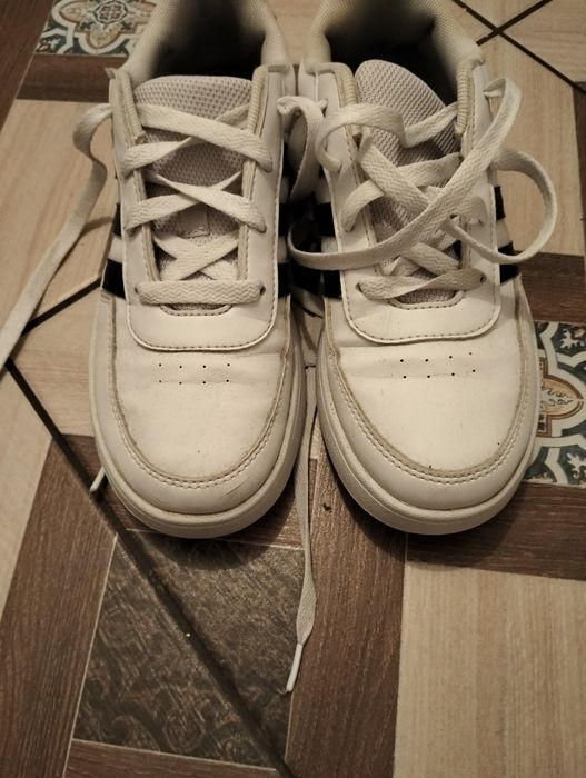 Adidas măsură 38