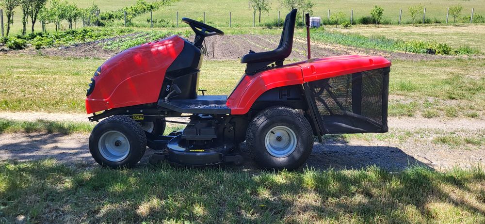 Tractoras de tuns iarba 15.5 cai